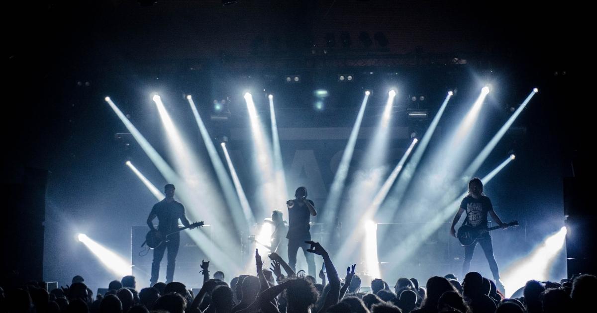 Tips for Finalizing Your Singer Name